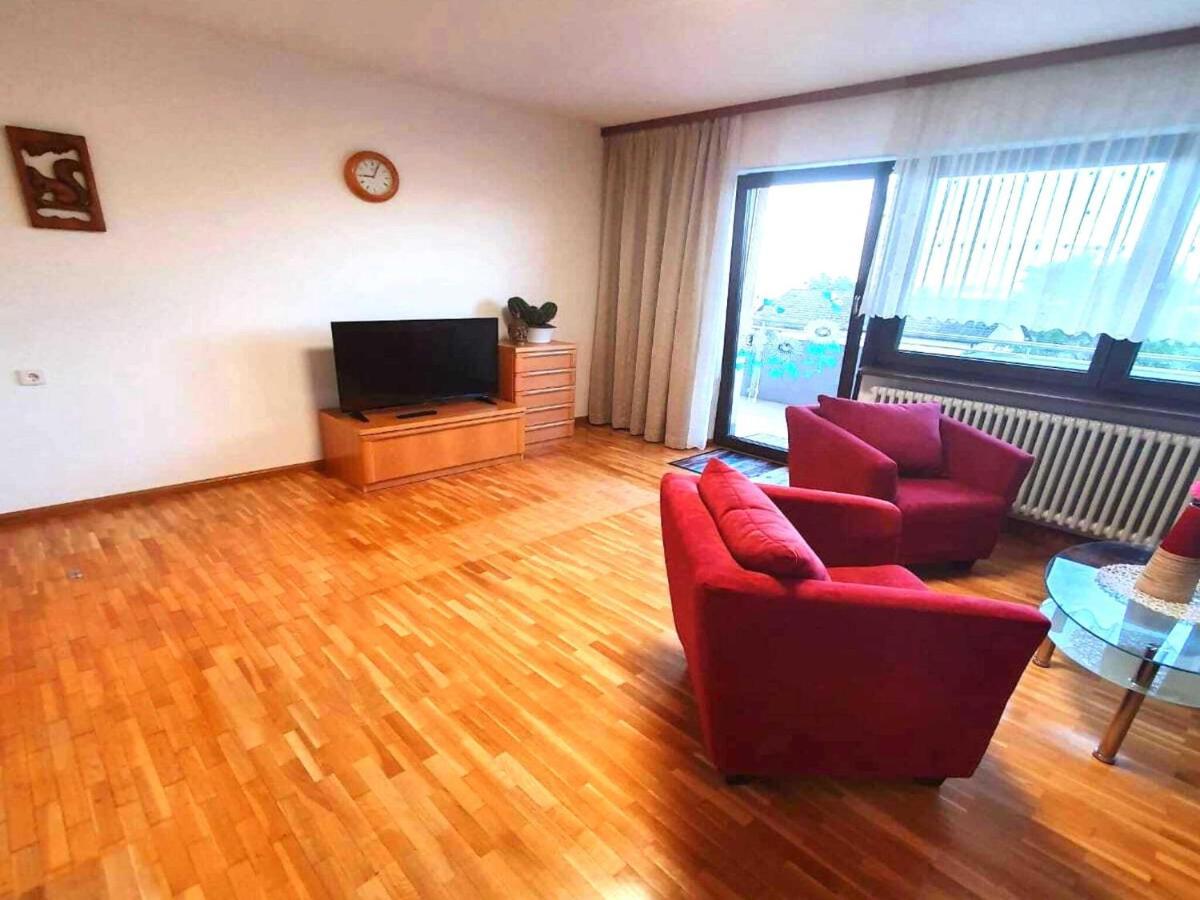 Gorwihl Comfortable Flat In Goerwihl With Balcony מראה חיצוני תמונה